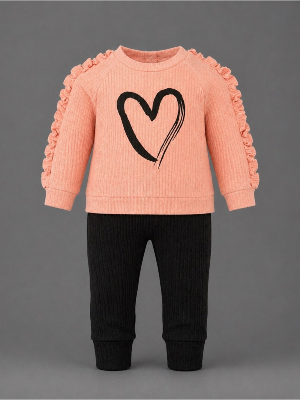 Pink Ruffle Sleeve Heart Sweater Set with black leggings size 6 girls Denim Bay